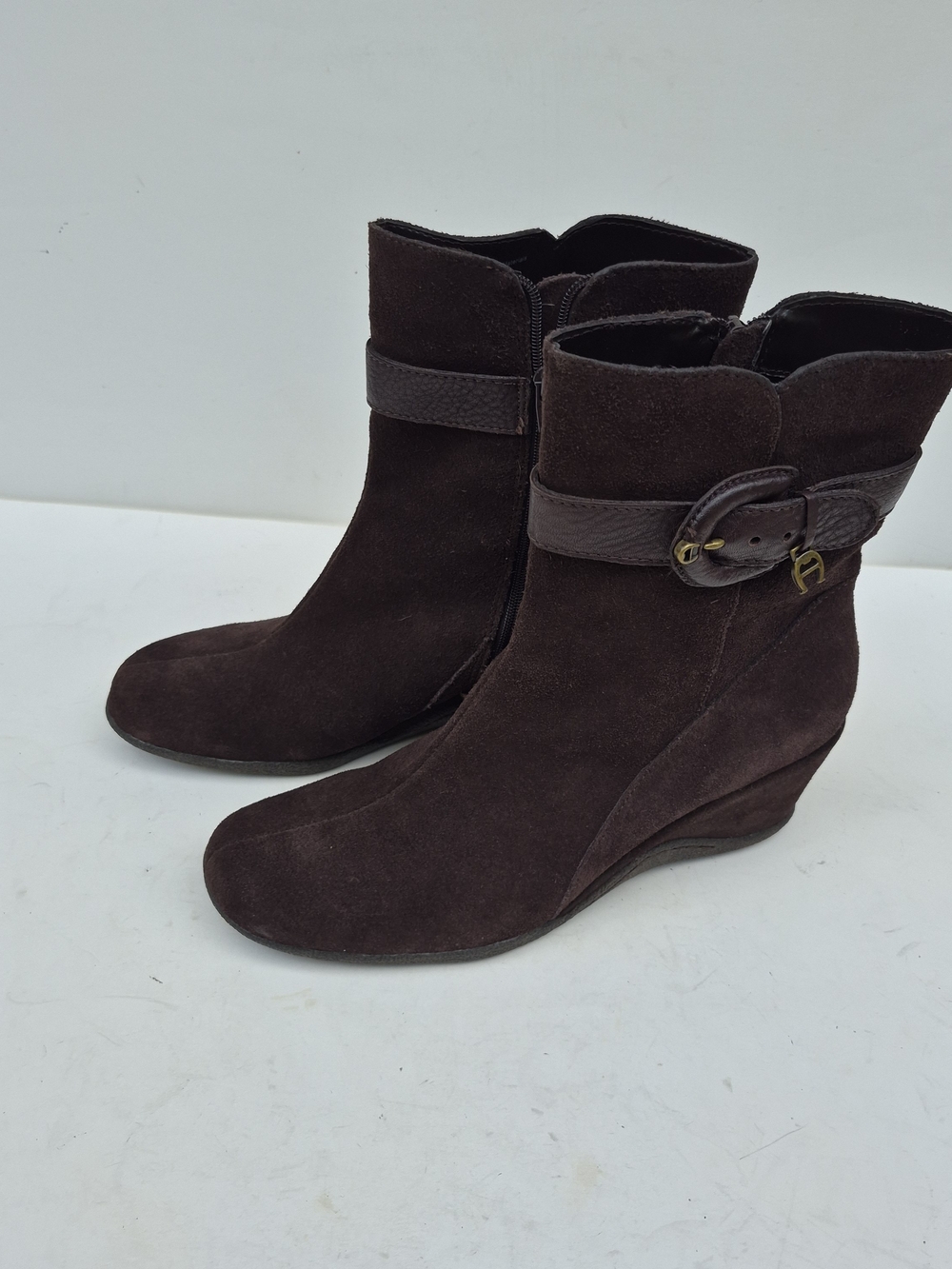 Etienne Aigner Dark Brown Suede Ankle Wedge Boots - 9
